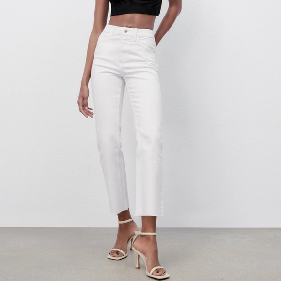 NWT Zara High Rise Mini Flare Jeans - Picture 1 of 8